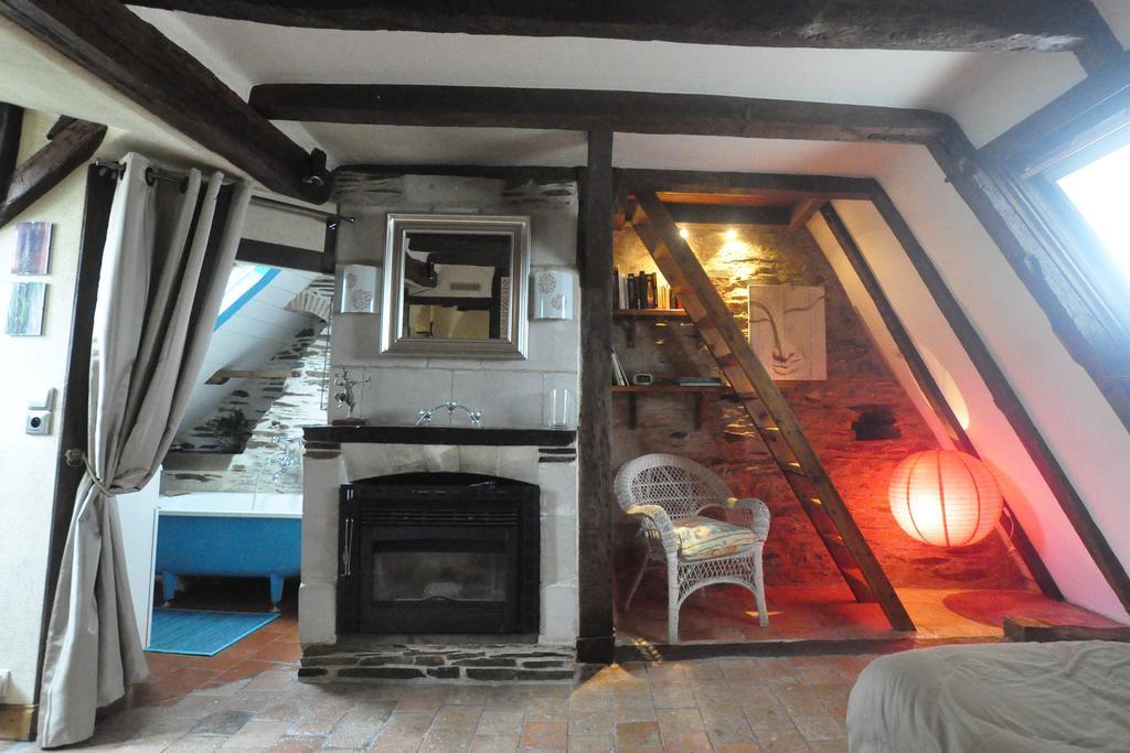 Le Petit Logis De Tinteniac Анже Стая снимка